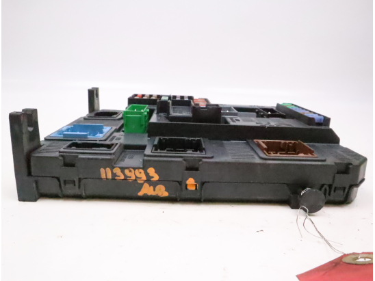 BSI (PLATINE FUSIBLE HABITACLE)