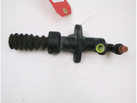 Emetteur embrayage occasion PEUGEOT PARTNER II Phase 3 - 1.6 BlueHDI 100ch