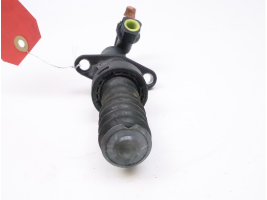 Emetteur embrayage occasion PEUGEOT PARTNER II Phase 3 - 1.6 BlueHDI 100ch