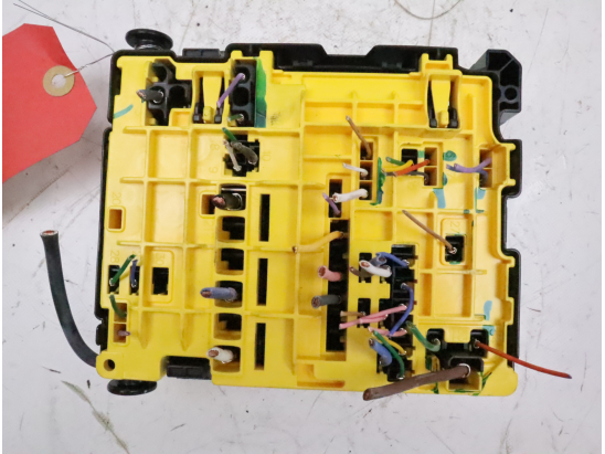 Platine fusible av occasion PEUGEOT 5008 II Phase 2 - 1.2 130ch