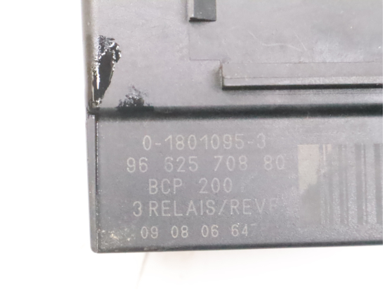 Boitier de préchauffage occasion PEUGEOT 5008 I Phase 1 - 1.6 HDI 110ch