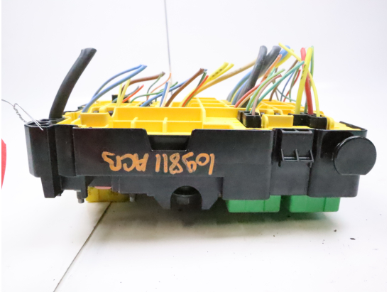 Platine fusible av occasion TOYOTA PROACE II Phase 1 COMBI - 2.0 D4D 122ch