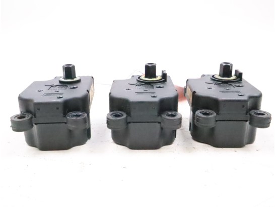 MOTEUR VOLET DE CHAUFFAGE