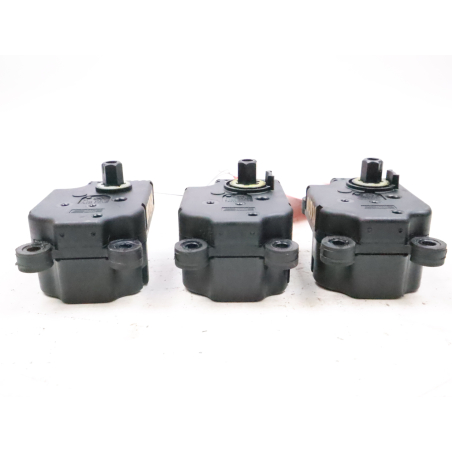 MOTEUR VOLET DE CHAUFFAGE