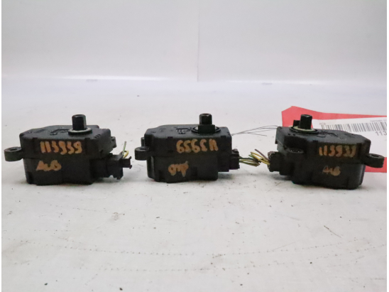 MOTEUR VOLET DE CHAUFFAGE