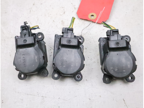 MOTEUR VOLET DE CHAUFFAGE