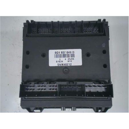 Platine fusible habitacle (BSI) occasion VOLKSWAGEN FOX Phase 1 - 1.2 6v 55ch