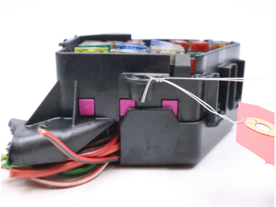 Boite a fusibles occasion VOLKSWAGEN PASSAT IV Phase 2 - 1.9 TDI 130ch