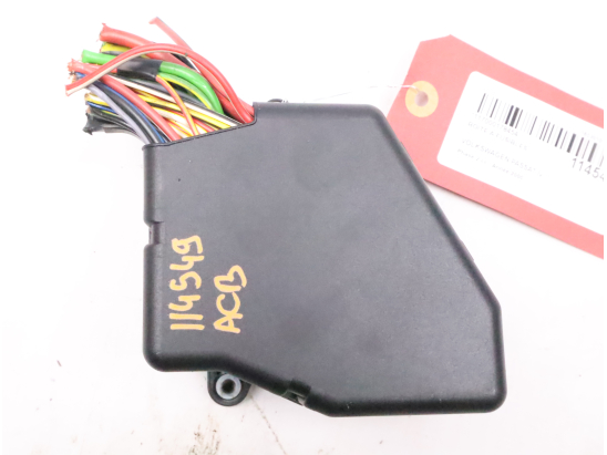 Boite a fusibles occasion VOLKSWAGEN PASSAT IV Phase 2 - 1.9 TDI 130ch