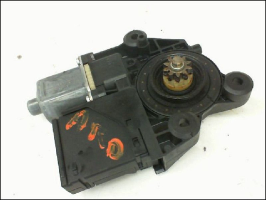 Moteur lève-glace arrière droit occasion RENAULT SCENIC III Phase 1 - 1.5 DCI 105ch