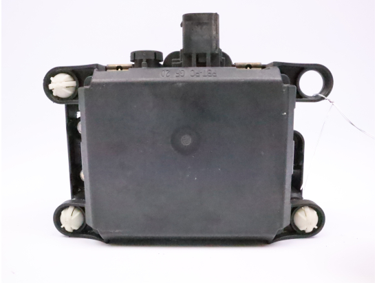 CAPTEUR AIDE STATIONNEMENT AV