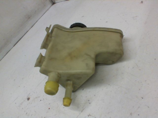 RESERVOIR POMPE DIRECTION