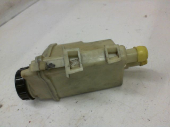 RESERVOIR POMPE DIRECTION