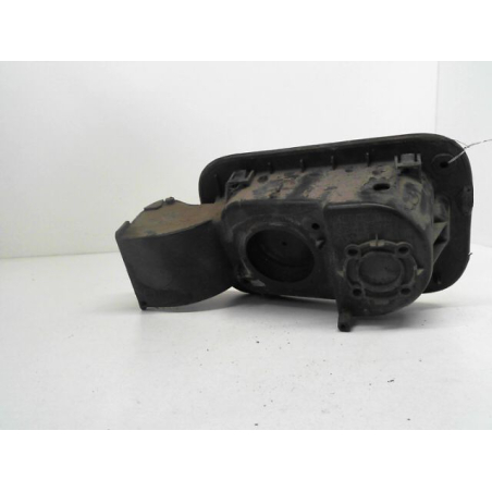 VOLET DE TRAPPE CARBURANT