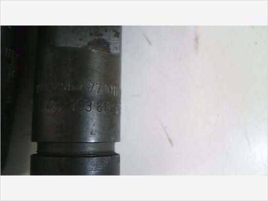 Injecteur occasion RENAULT MEGANE SCENIC I Phase 2 - 1.9 DTI