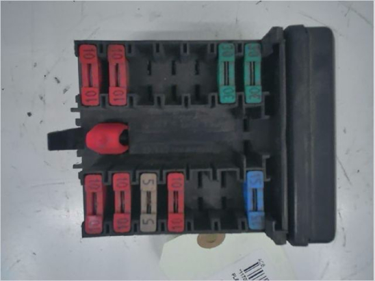 Platine fusible av occasion PEUGEOT 106 Phase 2 - 1.1i 60ch