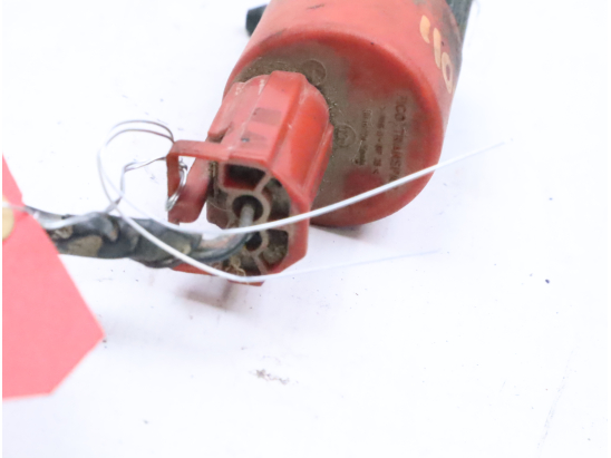 Pompe lave-glace ar occasion VOLVO V40 I Phase 2 - 1.9 D 102ch