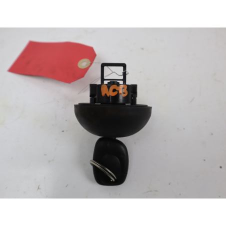 Bouchon reservoir a carburant occasion RENAULT CLIO II Phase 2 - 1.4 16v