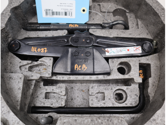 Cric + manivelle occasion CITROEN C5 II Phase 1 - 1.6 HDi 16v 110ch