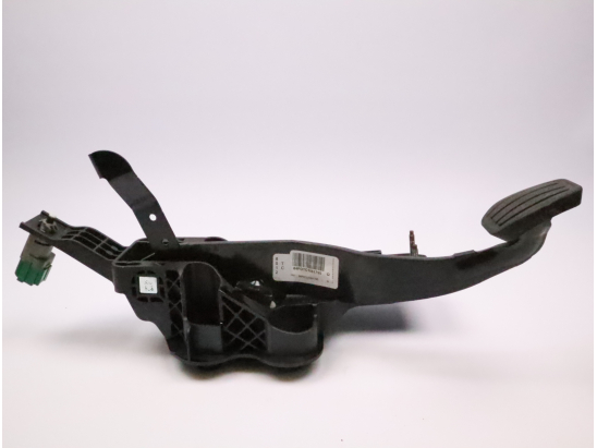 Pedale embrayage occasion PEUGEOT EXPERT III phase 1 - 1.6 BLUEHDI 115ch