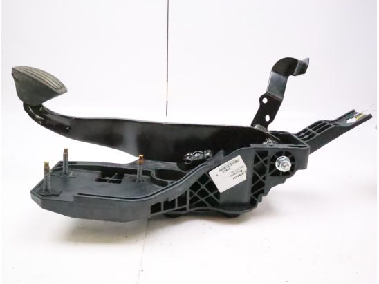 Pedale de frein occasion TOYOTA PROACE II Phase 1 COMBI - 2.0 D4D 122ch