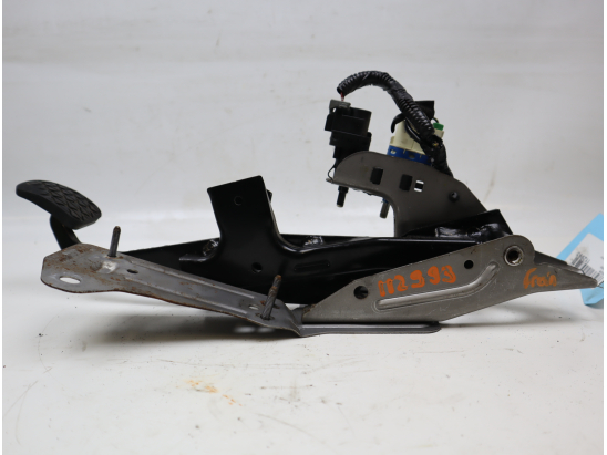 Pedale de frein occasion MAZDA 3 I Phase 2 - 1.6 MZ-CD 110ch