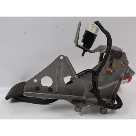 Pedale de frein occasion RENAULT CAPTUR Phase 1 - 1.2i 118 16V