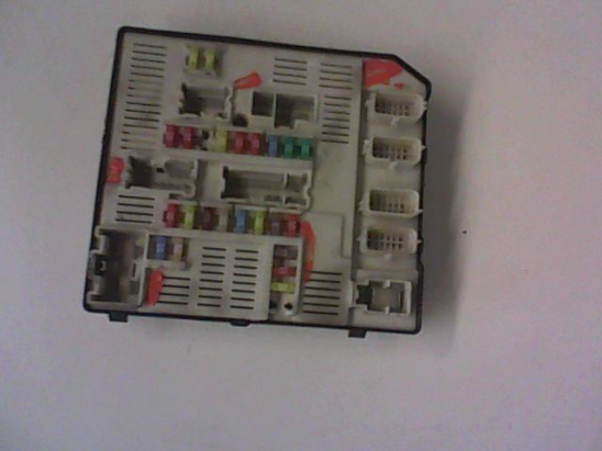 Platine fusible av occasion RENAULT MEGANE III Phase 1 - 1.5 DCI 110ch