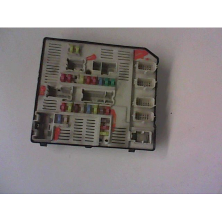 Platine fusible av occasion RENAULT MEGANE III Phase 1 - 1.5 DCI 110ch