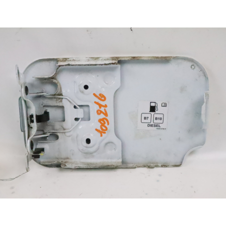 VOLET DE TRAPPE CARBURANT