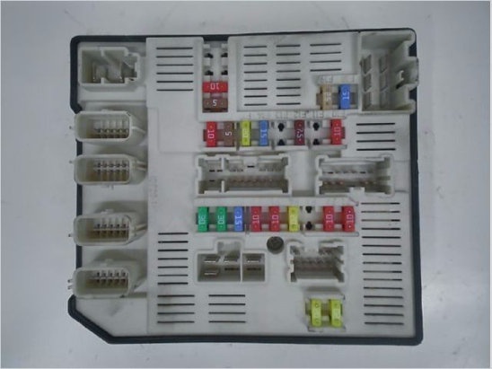 Platine fusible av occasion RENAULT LAGUNA III Phase 2 - 2.0 DCI 16v 130ch