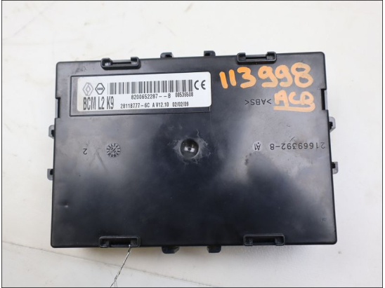 UCH/BCM VIERGE occasion RENAULT CLIO III phase 2 ESTATE - 1.5 DCI 105ch