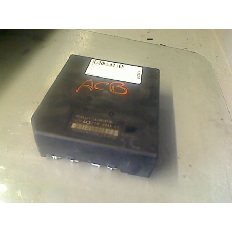 Platine fusible av occasion RENAULT MEGANE III Phase 1 - 1.5 DCI 90ch