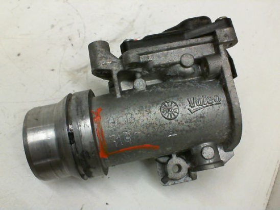 Boitier papillon occasion RENAULT CLIO III Phase 2 - 1.5 DCI 75ch