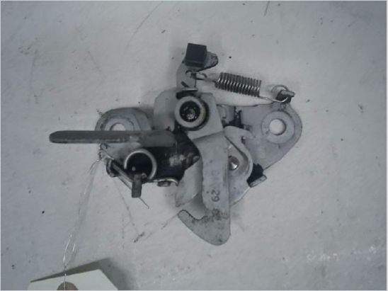 Serrure capot occasion PEUGEOT 206 Phase 2 SW - 1.1i 60ch