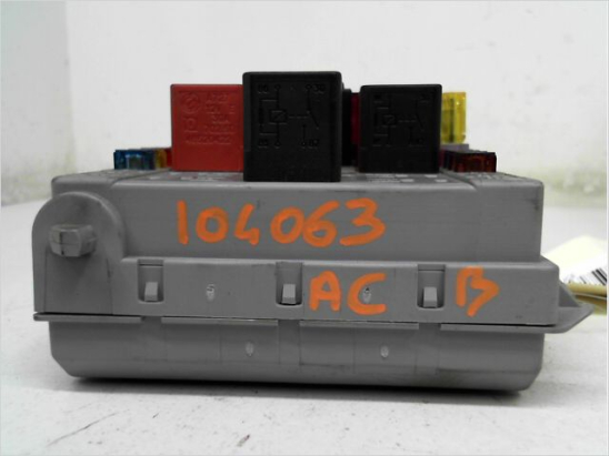 Platine fusible av occasion FIAT PUNTO II Phase 2 - 1.2i 60ch