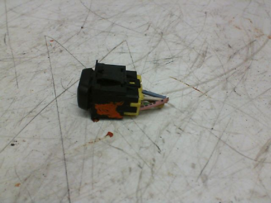 COMMANDE LEVE-GLACE PORTE ARD