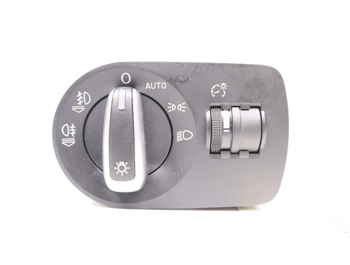 Commande eclairage occasion AUDI A1 Phase 1 - 1.6 TDI 105ch