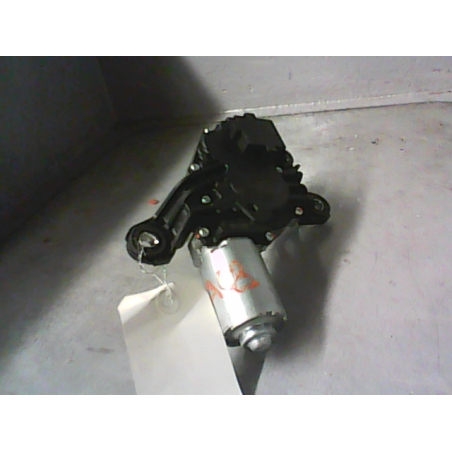 MOTEUR ESSUIE-GLACE AR