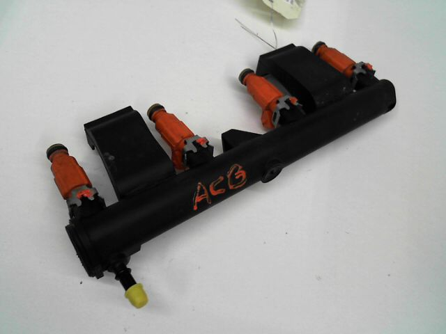 Rampe injection occasion PEUGEOT 206 Phase 1 - 1.6i 16v