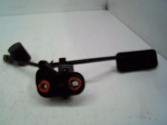 Pedale accelerateur occasion PEUGEOT 107 Phase 1 - 1.0i 12v