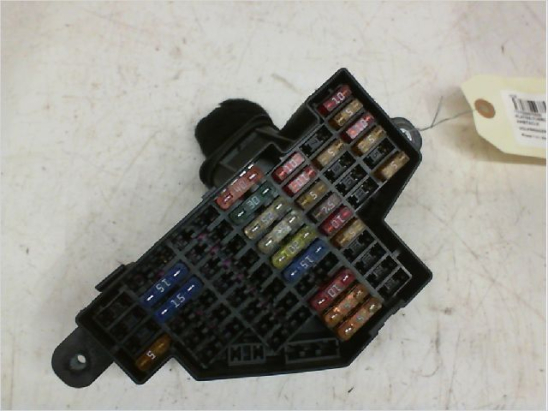 Platine fusible habitacle (BSI) occasion VOLKSWAGEN GOLF V Phase 1 - 1.6 FSI 115ch