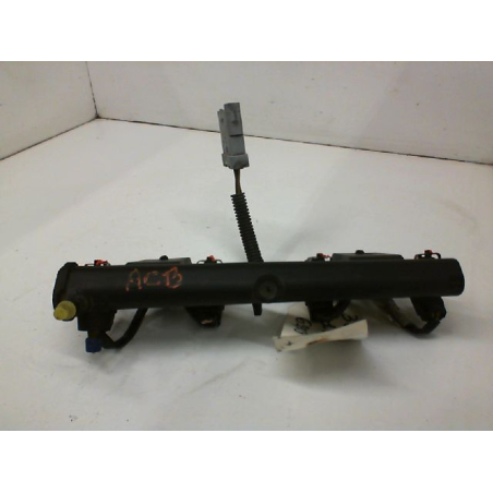 Rampe injection occasion PEUGEOT 307 Phase 2 - 1.6i 16v
