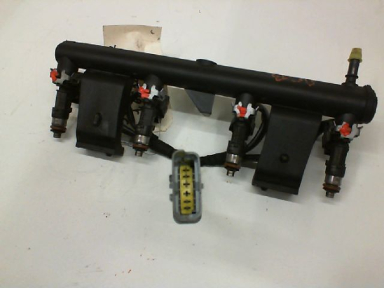 Rampe injection occasion PEUGEOT 307 Phase 2 - 1.6i 16v