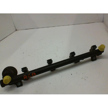 Rampe injection occasion RENAULT MEGANE I Phase 2 - 1.4i 16v