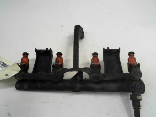 Rampe injection occasion PEUGEOT 307 Phase 1 - 1.6i 16v