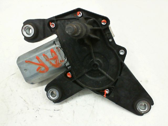 Moteur essuie-glace arrière occasion RENAULT TWINGO II Phase 1 - 1.2i 16v 75ch