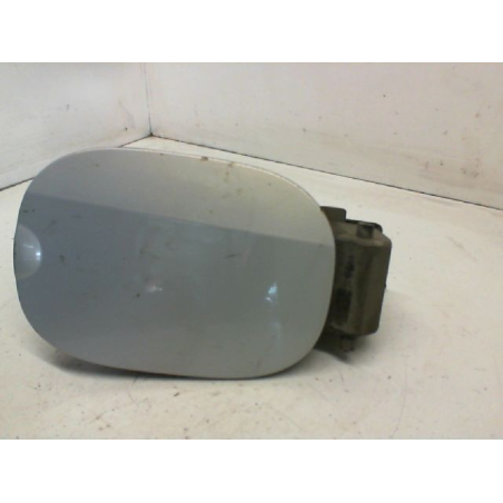 VOLET DE TRAPPE CARBURANT