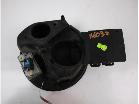 Volet de trappe carburant occasion RENAULT CLIO V Phase 1 - 1.5 DCI Blue 85ch