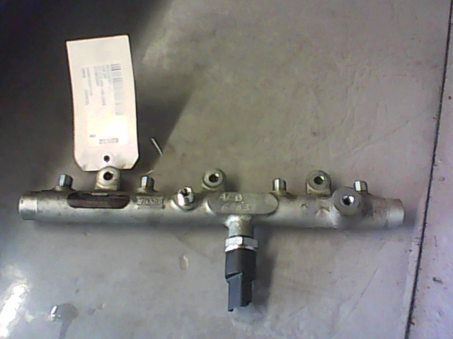 Rampe injection occasion PEUGEOT 206 Phase 1 - 2.0 HDI